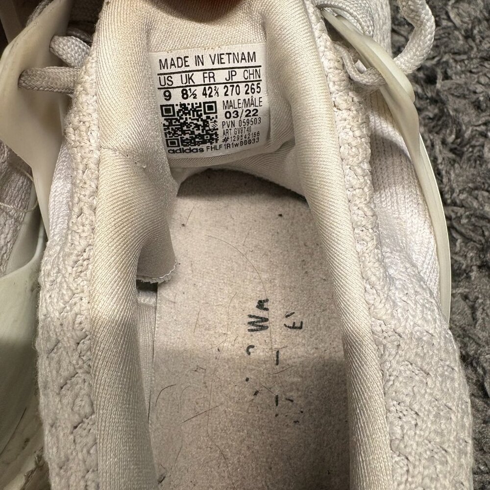 Adidas UltraBoost 2 Triple Sz 9 AQ5934 White Running Shoes Sneakers - Picture 4 of 7